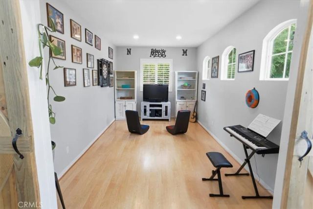 23325 Cuestport Drive, Valencia, CA 91354