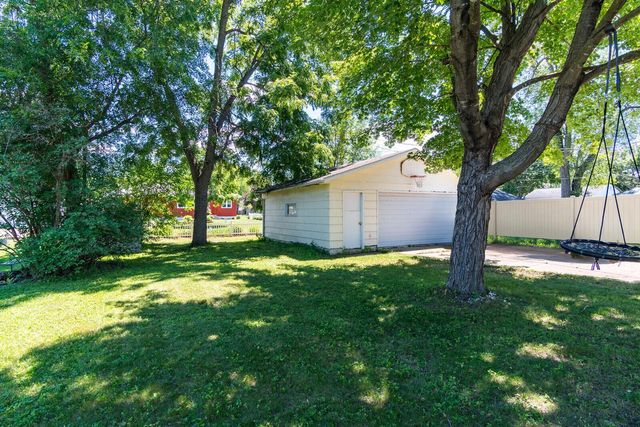 3321 26th STREET S, La Crosse, WI 54601