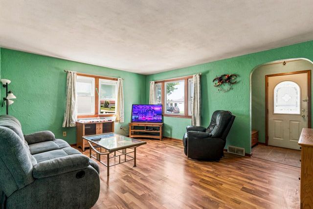 3321 26th STREET S, La Crosse, WI 54601