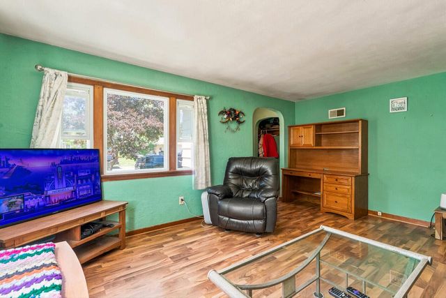 3321 26th STREET S, La Crosse, WI 54601