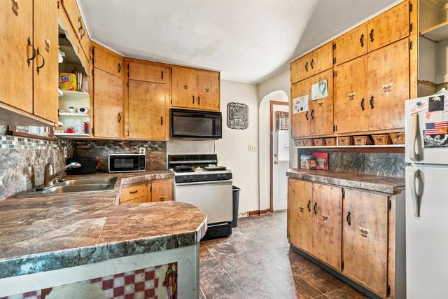 3321 26th STREET S, La Crosse, WI 54601