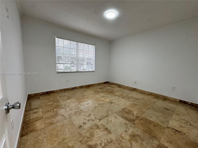 2404 Belmont Ln 2404, North Lauderdale, FL 33068