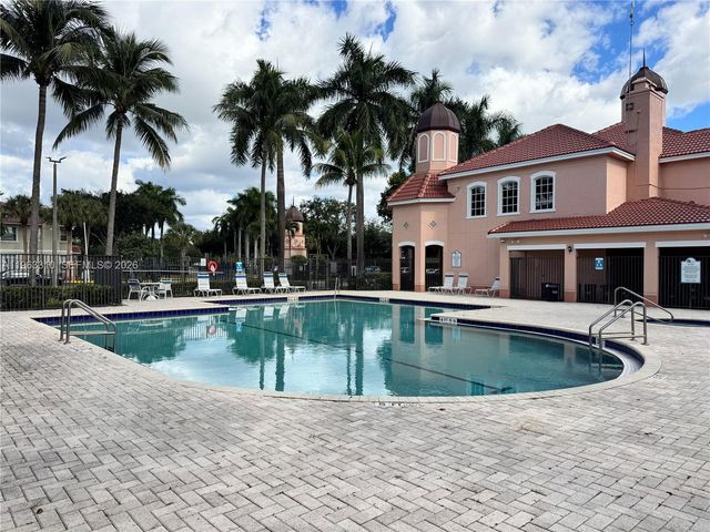 2404 Belmont Ln 2404, North Lauderdale, FL 33068