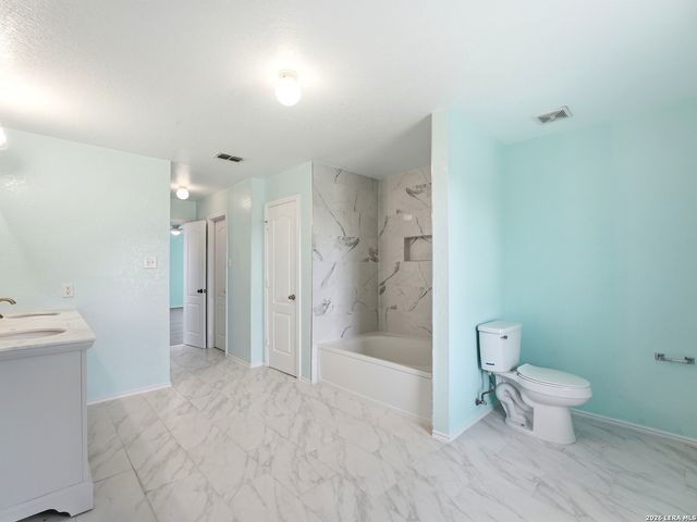 10010 Moongrove Pass, San Antonio, TX 78239