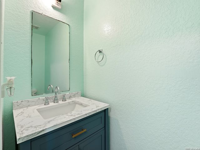 10010 Moongrove Pass, San Antonio, TX 78239