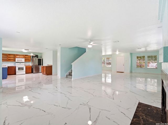 10010 Moongrove Pass, San Antonio, TX 78239