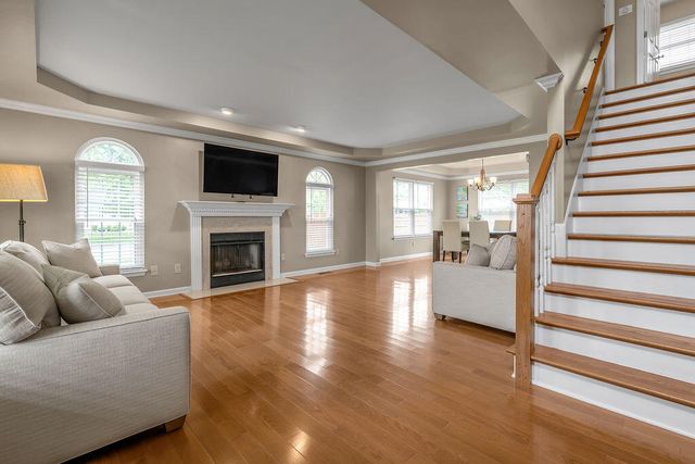 400 Heddington Court, Versailles, KY 40383