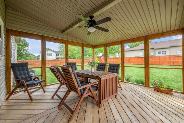 400 Heddington Court, Versailles, KY 40383