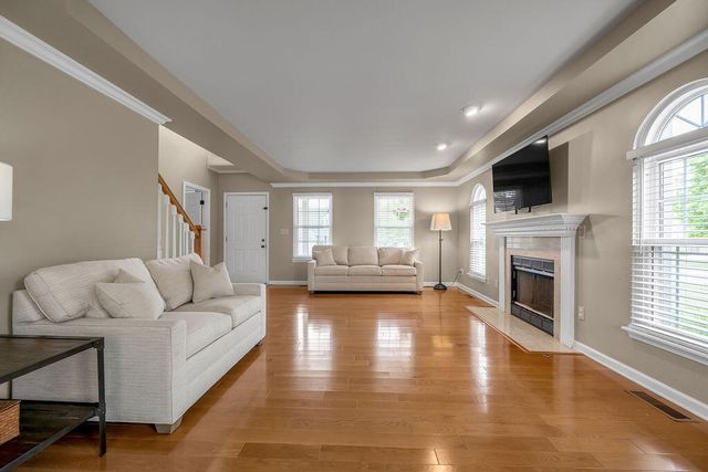 400 Heddington Court, Versailles, KY 40383