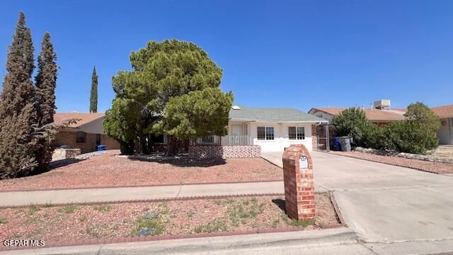 7709 TOLTEC Drive, El Paso, TX 79912