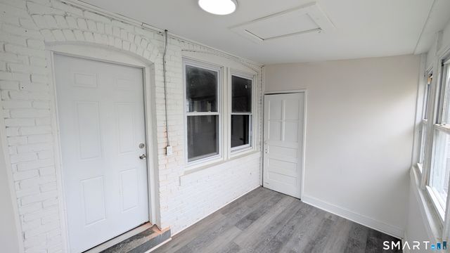 15 June Street 2, East Hartford, CT 06108