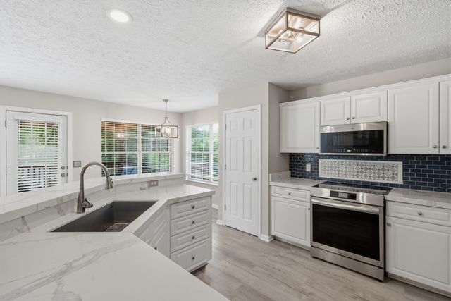 106 Paige Park Ln, Goodlettsville, TN 37072