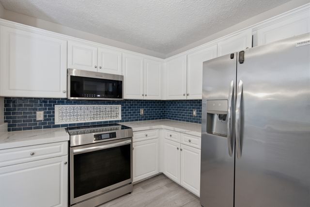 106 Paige Park Ln, Goodlettsville, TN 37072