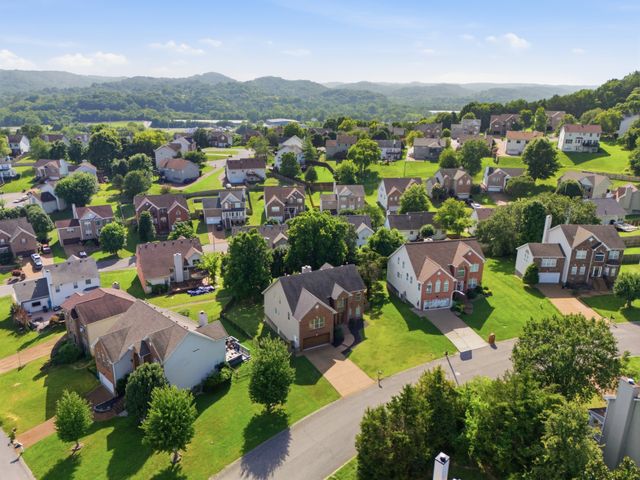 106 Paige Park Ln, Goodlettsville, TN 37072