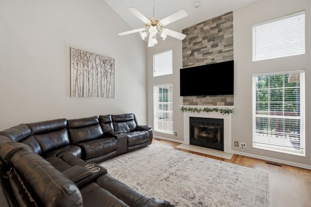 106 Paige Park Ln, Goodlettsville, TN 37072