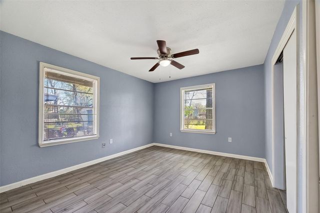6022 Lyndhurst Drive, Houston, TX 77033