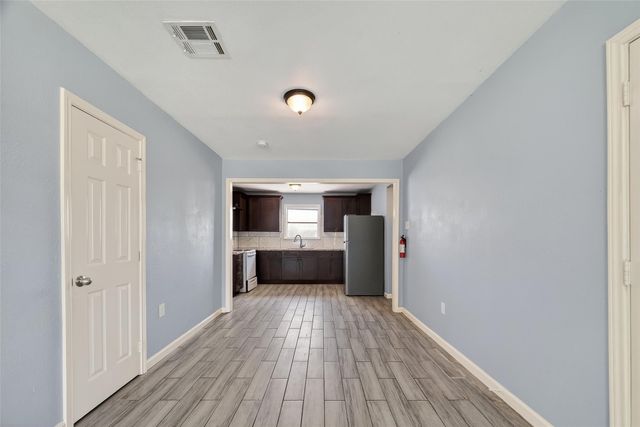 6022 Lyndhurst Drive, Houston, TX 77033
