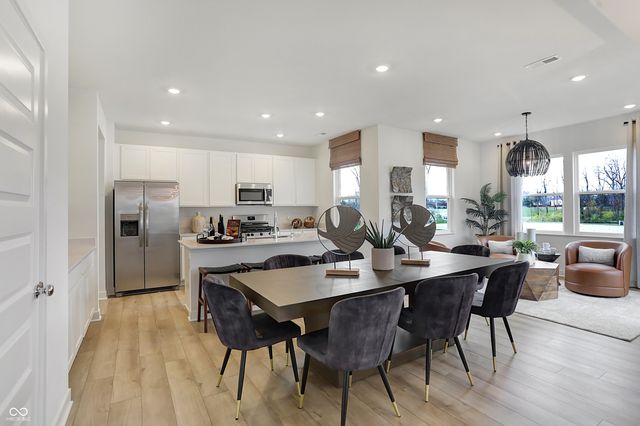 6095 Soapberry Circle, Noblesville, IN 46062