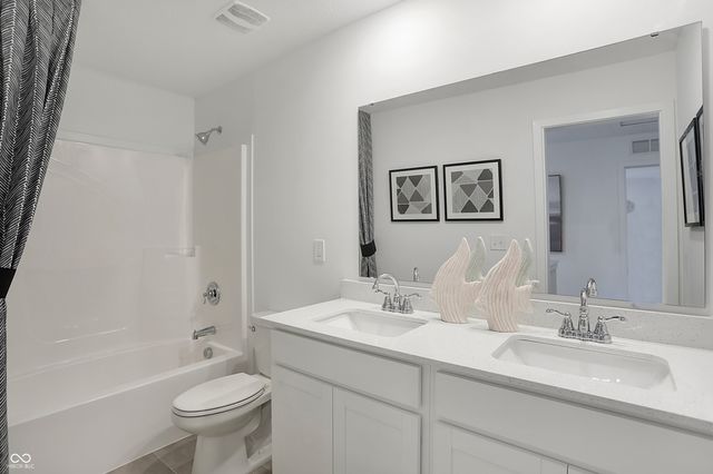 6095 Soapberry Circle, Noblesville, IN 46062