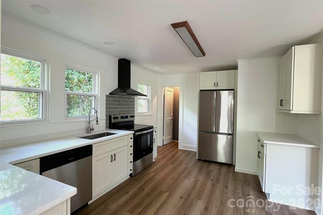 205 Sunrise Avenue, Mount Gilead, NC 27306