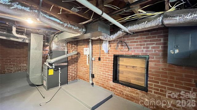 205 Sunrise Avenue, Mount Gilead, NC 27306
