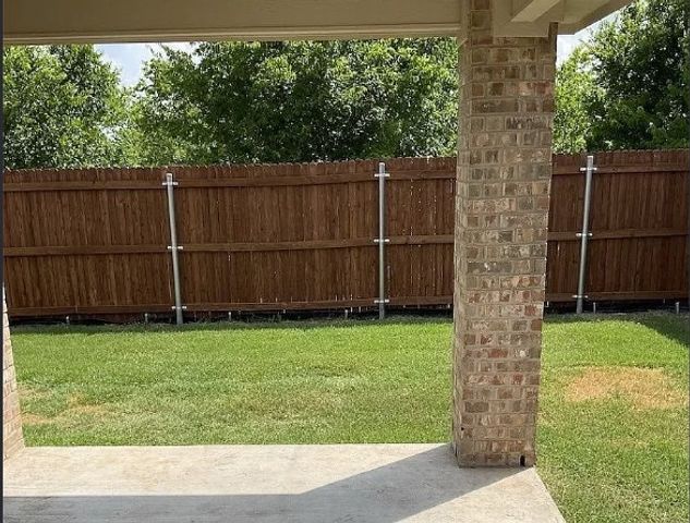 279 Thoroughbred Street, Waxahachie, TX 75165