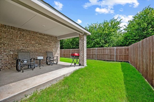 279 Thoroughbred Street, Waxahachie, TX 75165