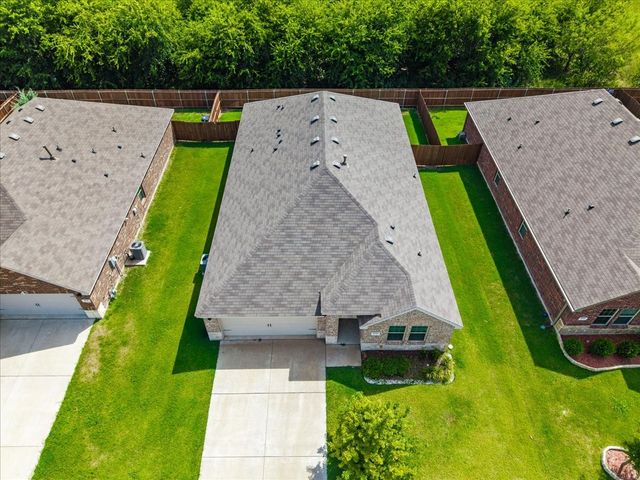 279 Thoroughbred Street, Waxahachie, TX 75165
