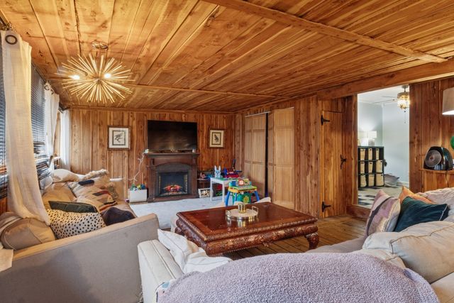 1404 Clarke St, Old Hickory, TN 37138