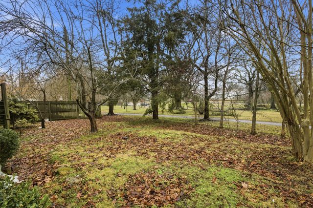 1404 Clarke St, Old Hickory, TN 37138