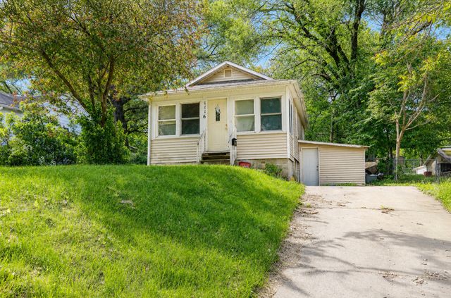 1116 Creston Avenue, Des Moines, IA 50315