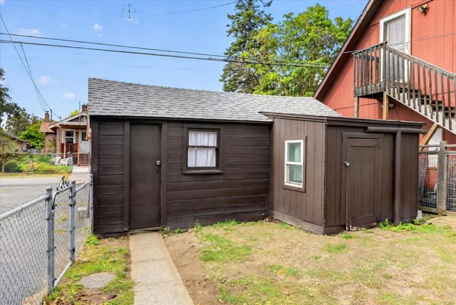 4323 N Wall St, Spokane, WA 99205