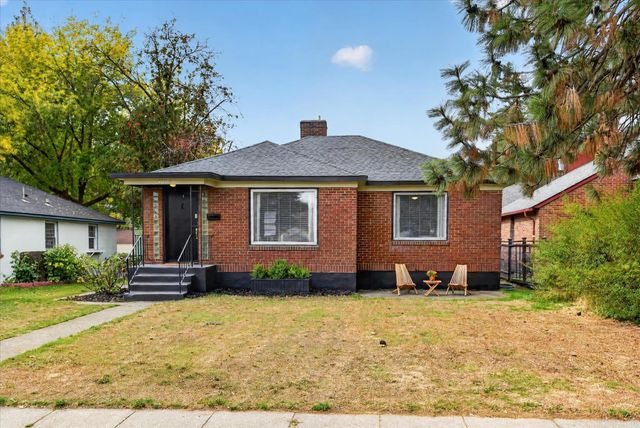 4323 N Wall St, Spokane, WA 99205