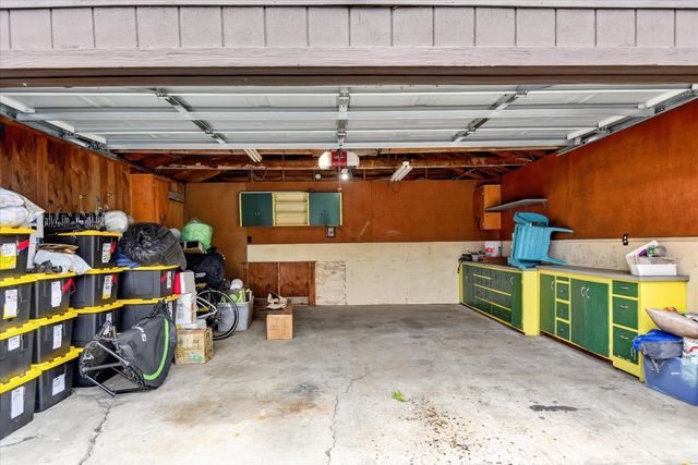 4323 N Wall St, Spokane, WA 99205