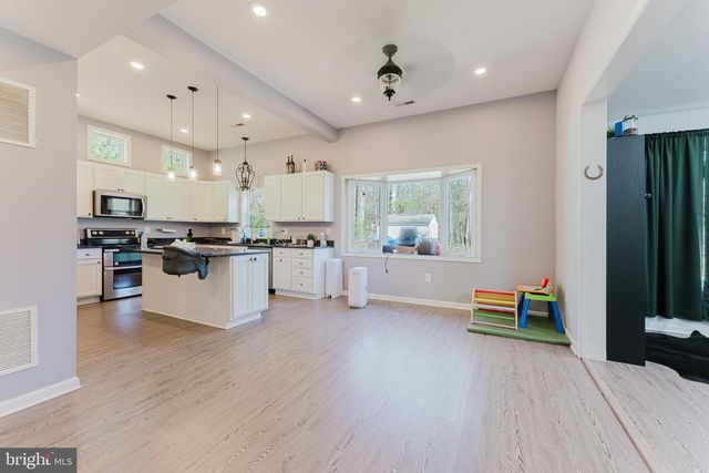 63 DENT RD, Stafford, VA 22554