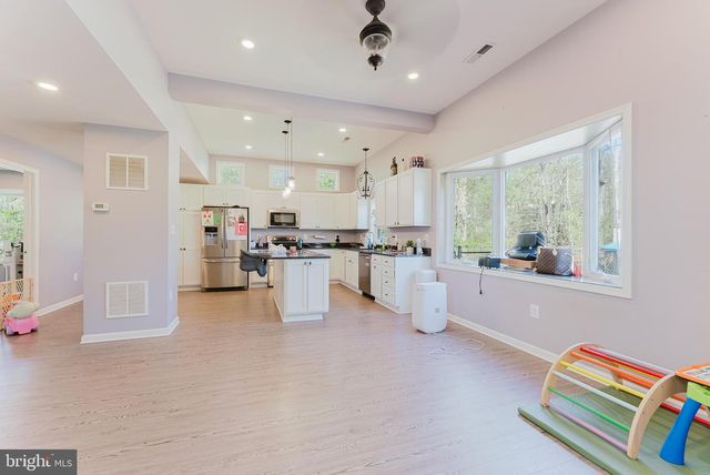 63 DENT RD, Stafford, VA 22554