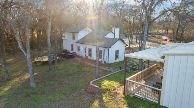 717 Mary Drive, Weatherford, TX 76085