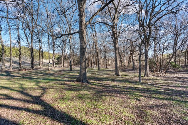 717 Mary Drive, Weatherford, TX 76085