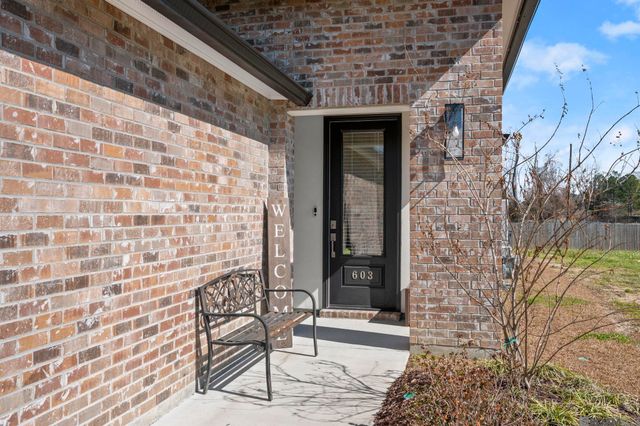 603 Turnstone Ave, Baton Rouge, LA 70819