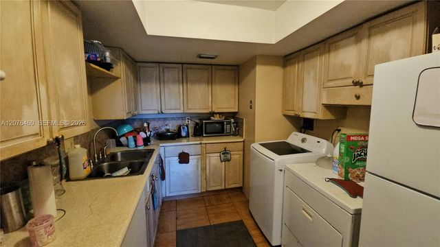 5870 NW 21st Street 45-E, Lauderhill, FL 33313