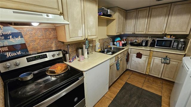 5870 NW 21st Street 45-E, Lauderhill, FL 33313