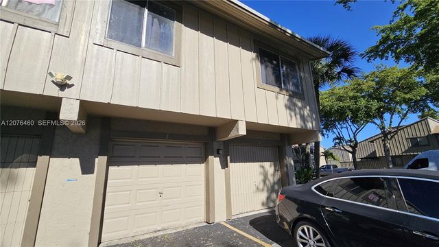5870 NW 21st Street 45-E, Lauderhill, FL 33313