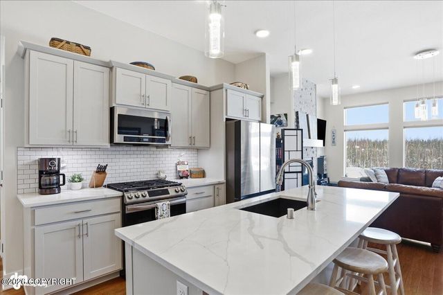 14974 W Drowsy Drive, Big Lake, AK 99623