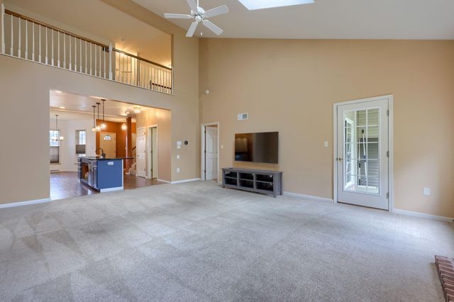 15 WEAVER AVE, Ephrata, PA 17522