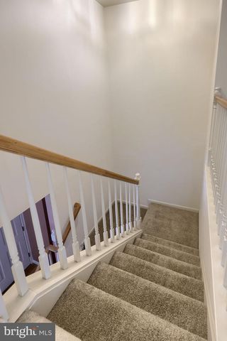 15 WEAVER AVE, Ephrata, PA 17522