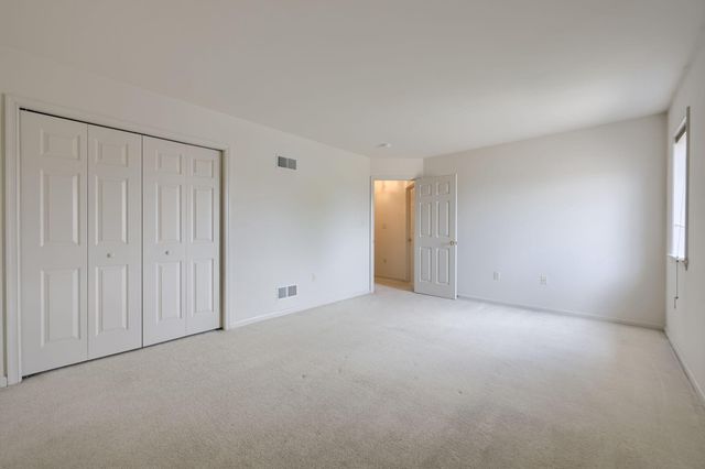 15 WEAVER AVE, Ephrata, PA 17522