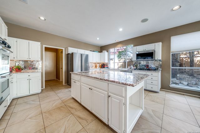 522 Chardonnet, San Antonio, TX 78232