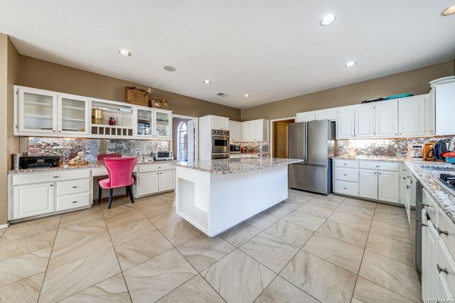 522 Chardonnet, San Antonio, TX 78232