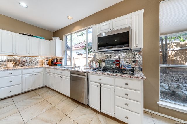 522 Chardonnet, San Antonio, TX 78232