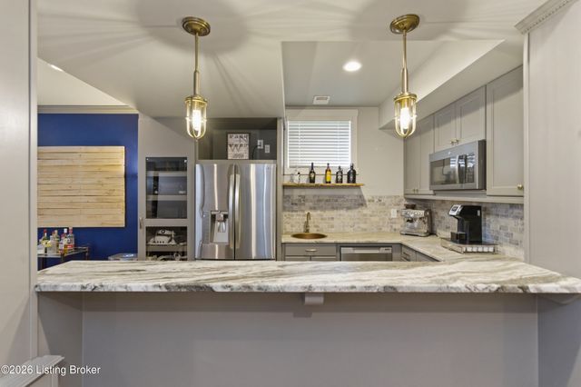6101 Maddox Blvd, Prospect, KY 40059